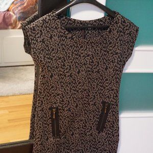 Size M dresses